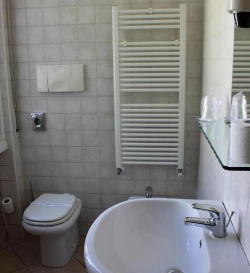 اتاق استاندارد یک نفره, Albergo Hotel Giardino
