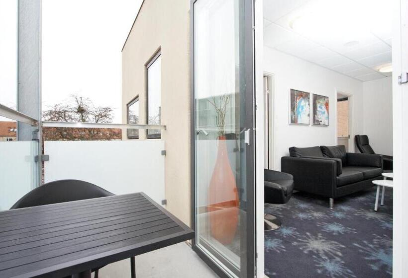 带阳台两卧公寓, Aparthotel Faber