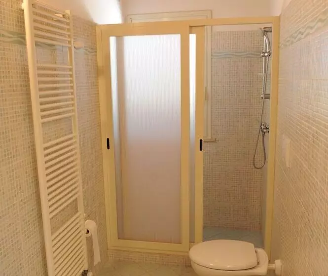 スタンダードルーム, B&b Lu Casale
