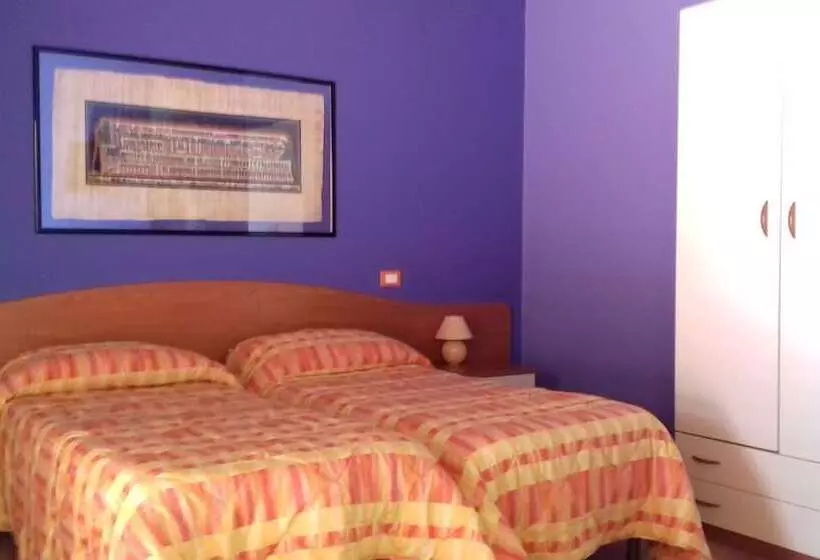 スタンダードルーム, B&b Lu Casale
