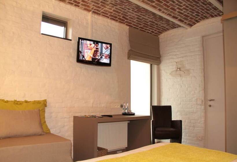 컴포트 룸, B&b Passadia