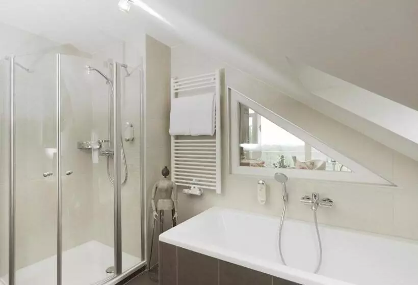 スイート, Berghotel Hohe Mark
