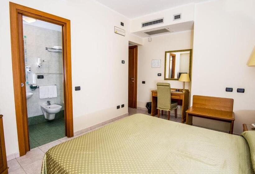 חדר סטנדרט, Grand Hotel Victoria