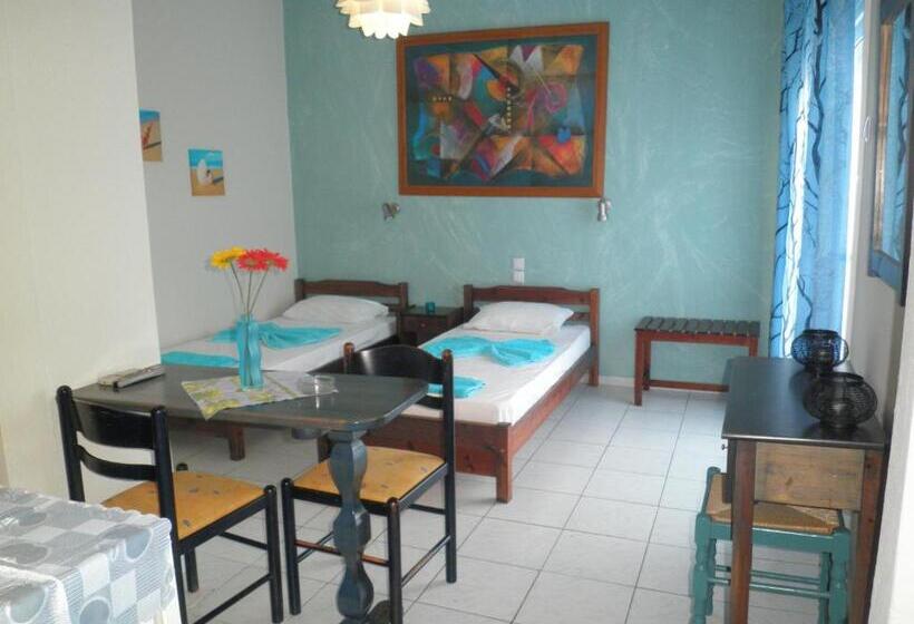 סטודיו סטנדרטי נוף לים, Babis