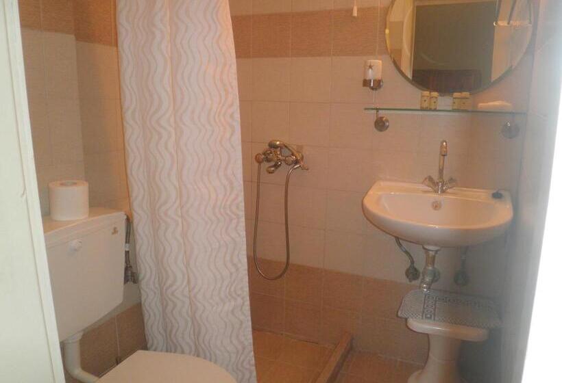 חדר סטנדרט, Babis