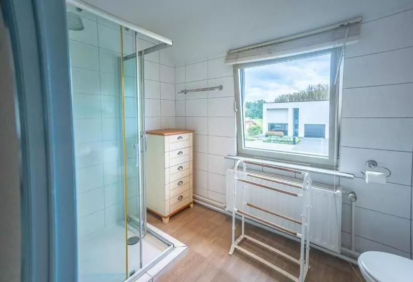 Deluxe Neljän Hengen Huone, Guesthouse De Witte Merel Deluxe