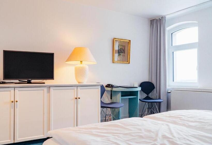 标准间, Benther Berg