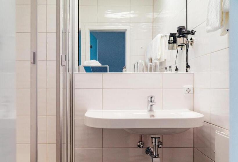 高级大房间, Benther Berg