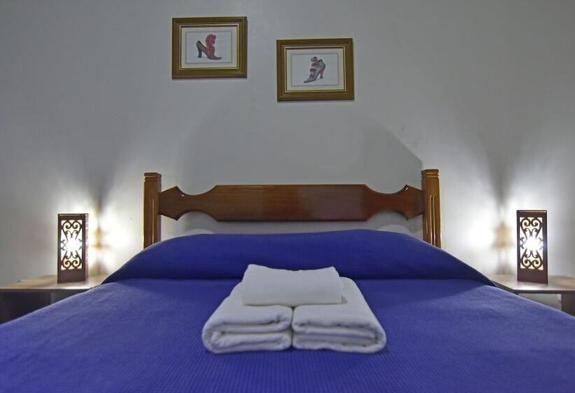 이코노미 룸, Da Canoa