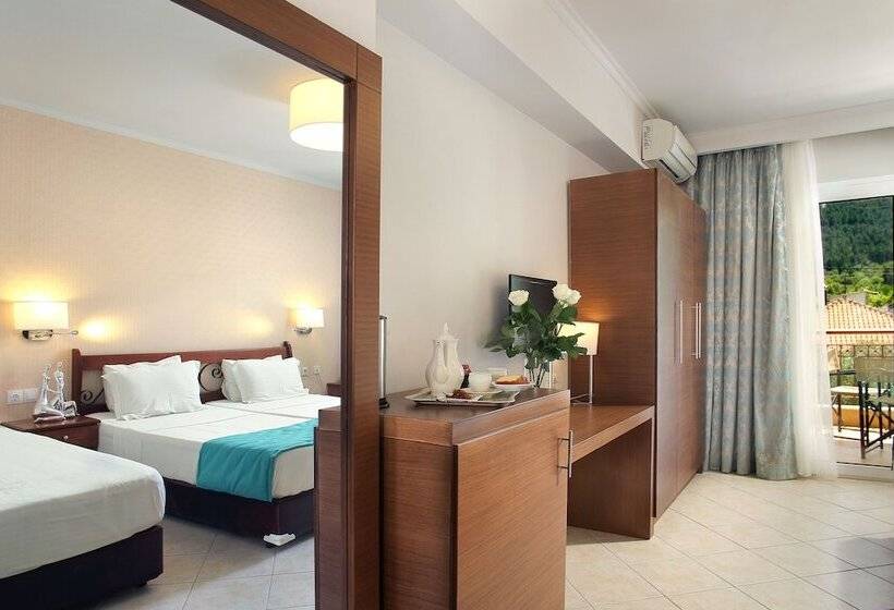 חדר סופריור לשלושה, Electra