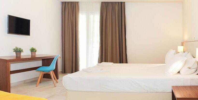 חדר דלוקס לשלושה, Electra