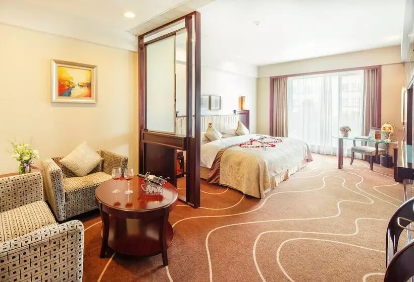 Bisneshuone, Foshan Grandlei