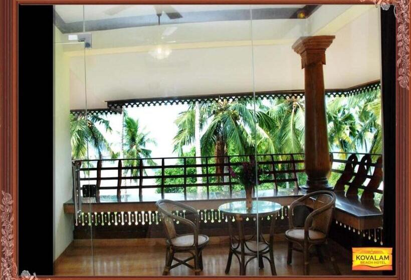 غرفة ديلوكس مزودة بشرفة, Kovalam Beach
