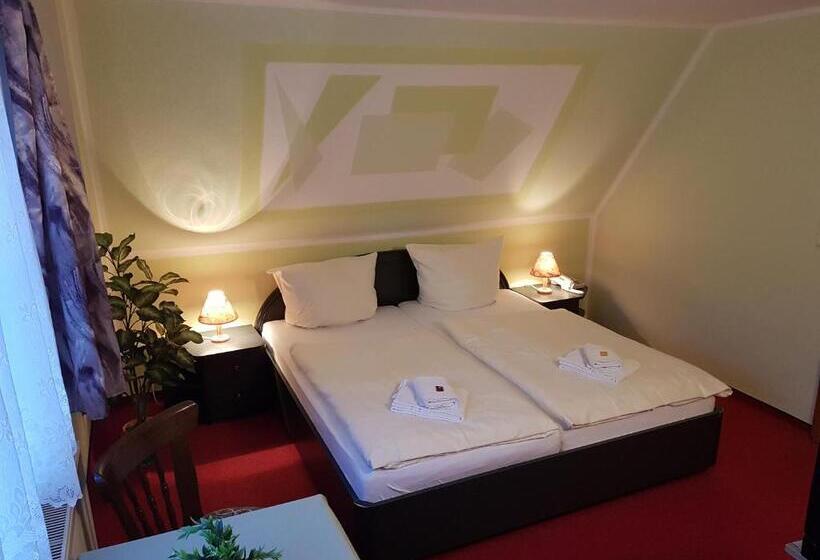 Номер Стандарт, Landgut Ochsenkopf