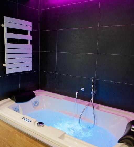 テラス付スイート, Le Charme De La Semois