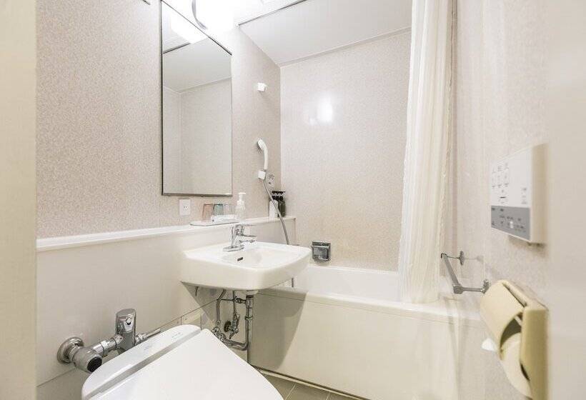 Номер Стандарт Трехместный, Nishitetsu Inn Fukuoka