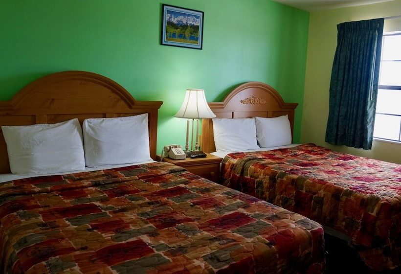 חדר סטנדרט שתי מיטות זוגיות, American Inn Of Kinder
