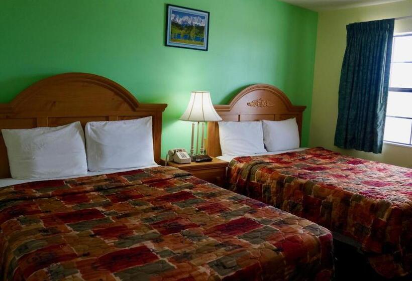 חדר סטנדרט שתי מיטות זוגיות, American Inn Of Kinder