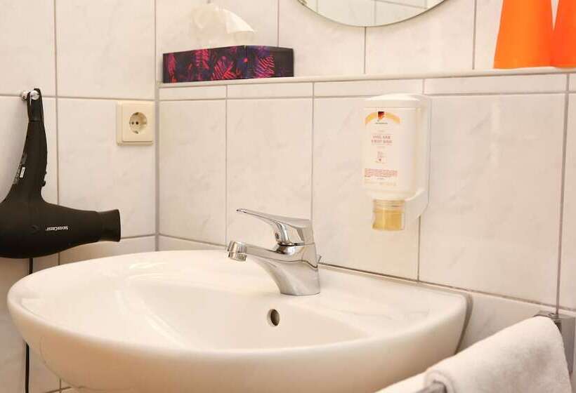 스탠다드 룸, Gasthof Hotel Adler Inneringen