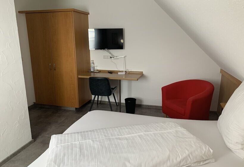이코노미 룸, Gasthof Hotel Adler Inneringen