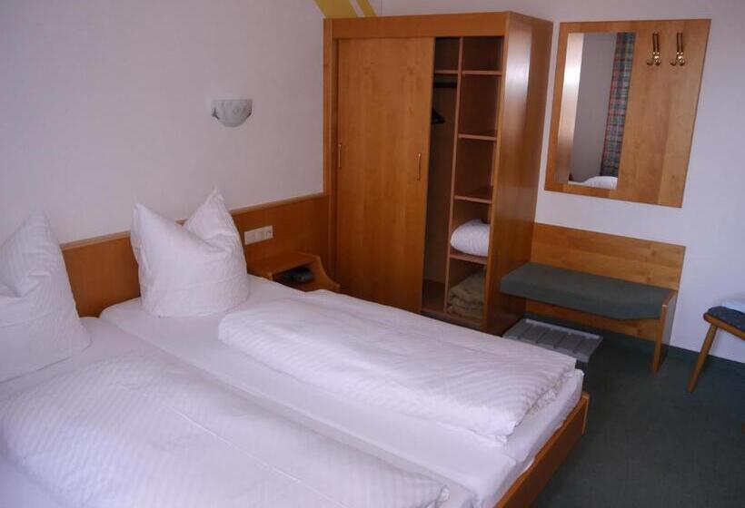 스탠다드 룸, Gasthof Hotel Adler Inneringen
