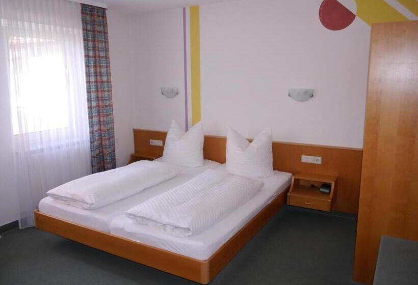 스탠다드 룸, Gasthof Hotel Adler Inneringen