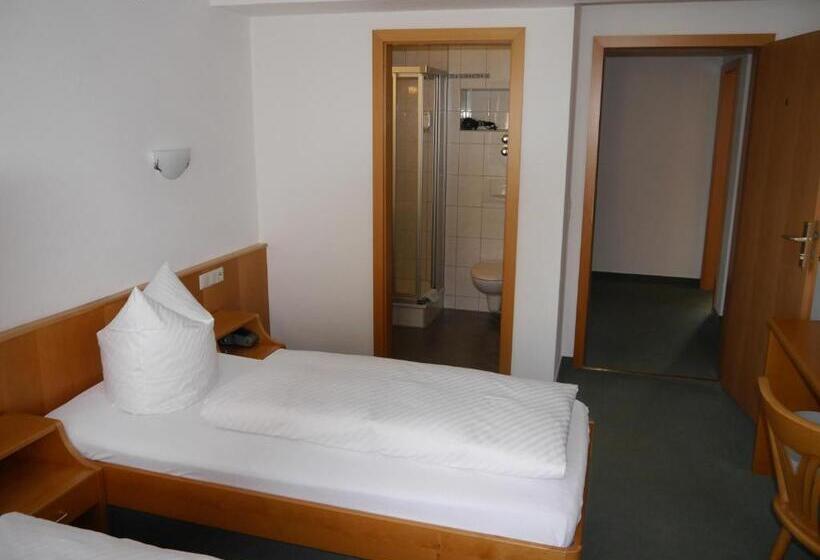 스탠다드 룸, Gasthof Hotel Adler Inneringen