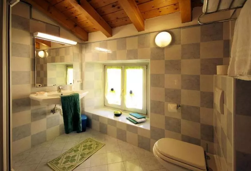 1 Bedroom Apartment Lake View, Residence Celeste