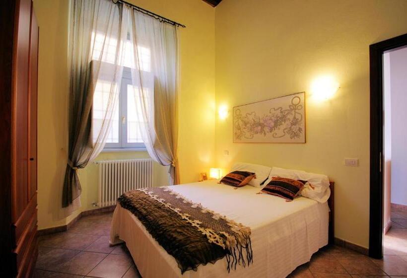 דירה בת חדר שינה 1 עם מרפסת, Residence Celeste