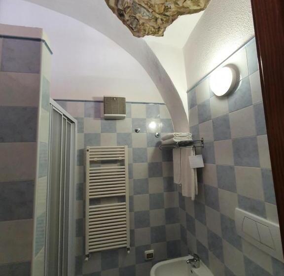 Standard studio with lake view, Residence Celeste