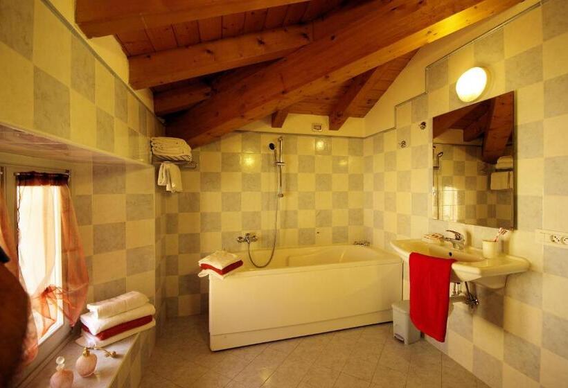 1 Bedroom Apartment Lake View, Residence Celeste