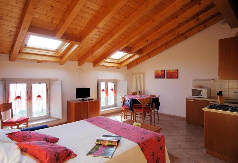 1 Bedroom Apartment Lake View, Residence Celeste