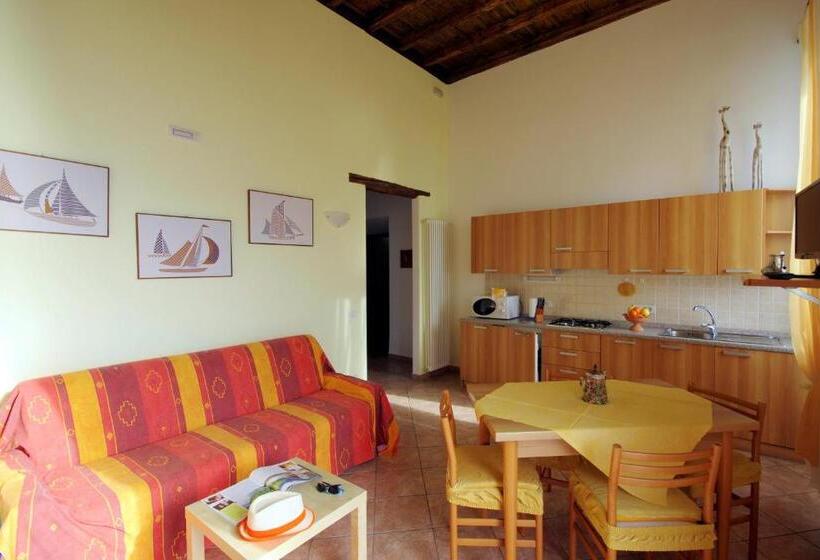 דירה בת חדר שינה 1 עם מרפסת, Residence Celeste