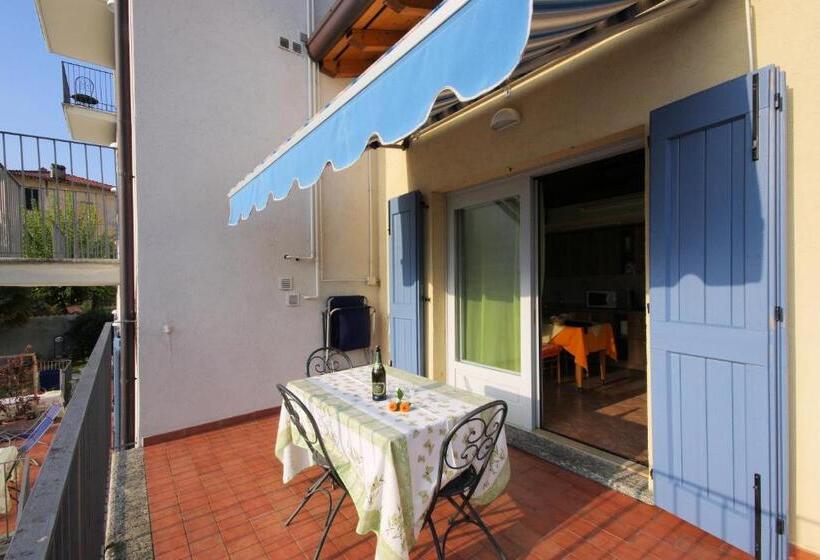 סטודיו סטנדרט עם מרפסת, Residence Celeste