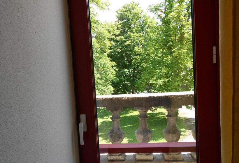 Номер Стандарт Трехместный, Residence Du Rougier