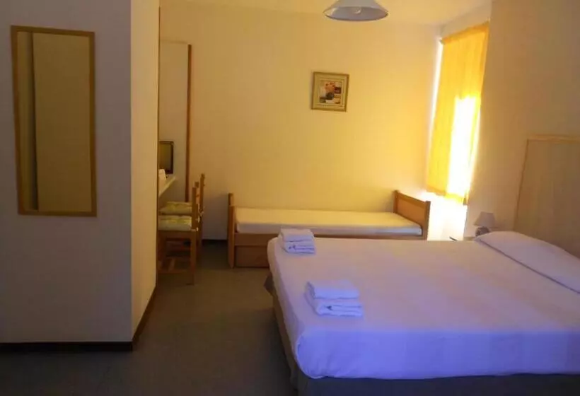 スタンダードトリプルルーム, Residence Du Rougier