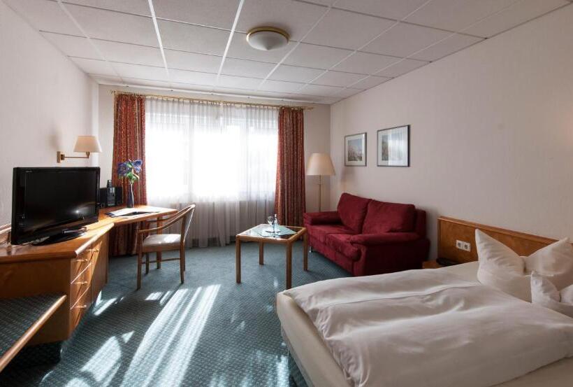 标准单人间, Residenz Royal