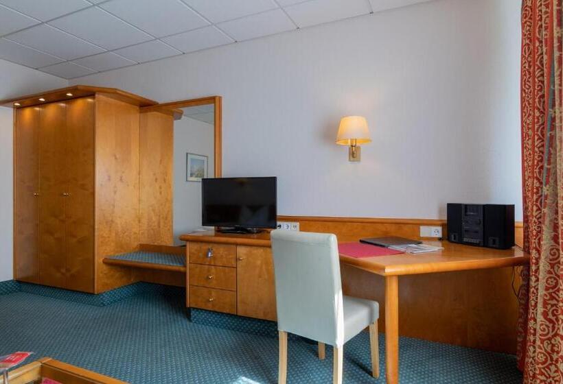 单人经济间, Residenz Royal