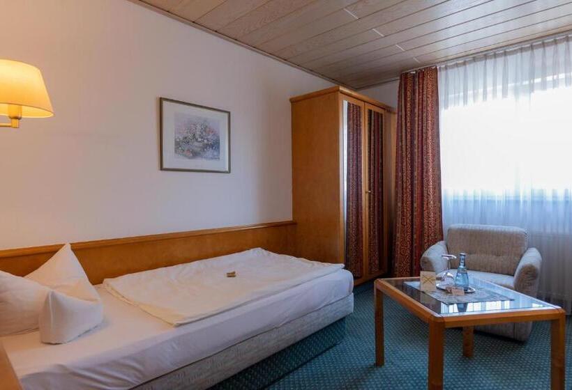 单人经济间, Residenz Royal