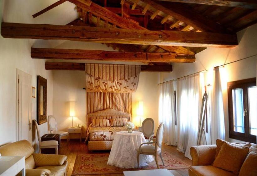 جناح, Villa Foscarini Cornaro