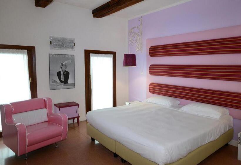 غرفة قياسية, Villa Foscarini Cornaro