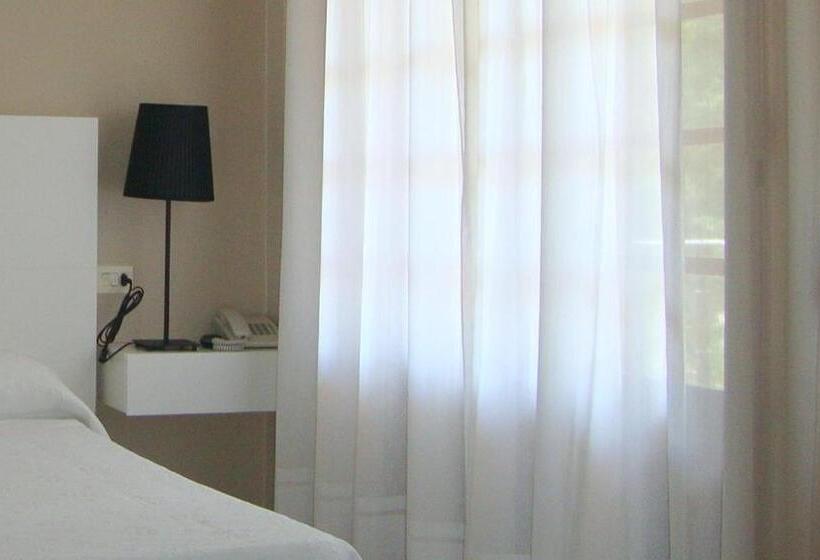 Standard-huone, Chancelas