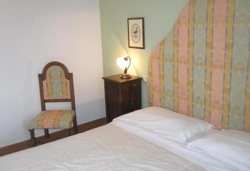 Номер Стандарт, Santa Croce