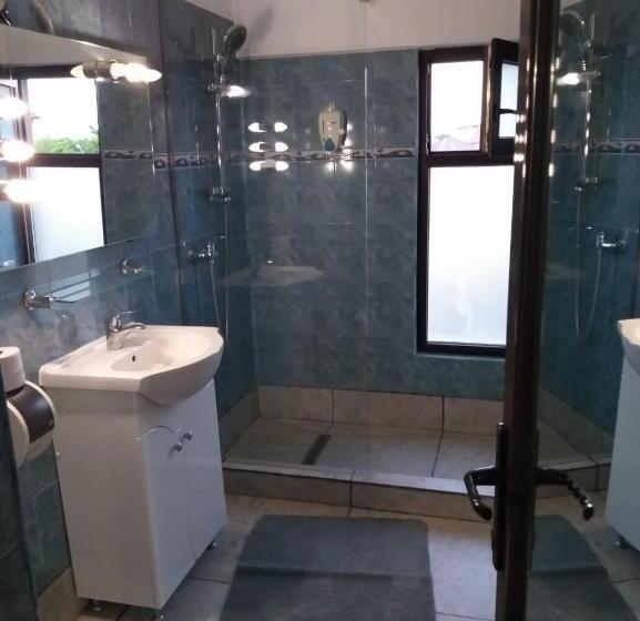 اتاق لوکس, Casa Mea