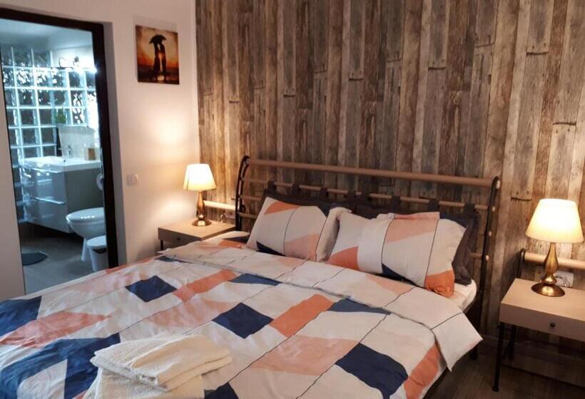 اتاق لوکس, Casa Mea