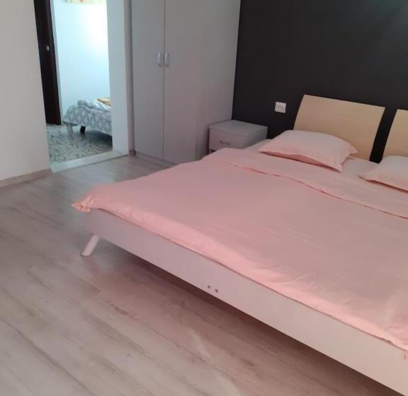 اتاق استاندارد سه تخته با بالکن, Casa Mea