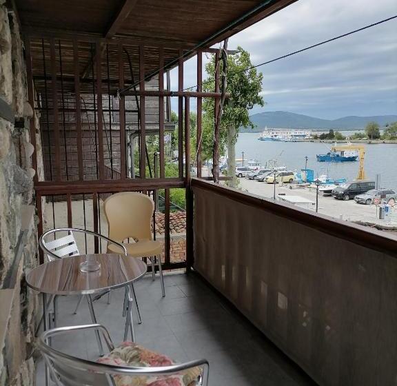 Номер Стандарт Вид на Море, Guesthouse Olimp