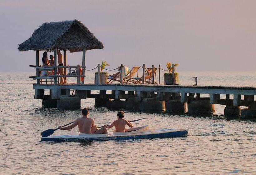 스탠다드 방갈로, Lakana