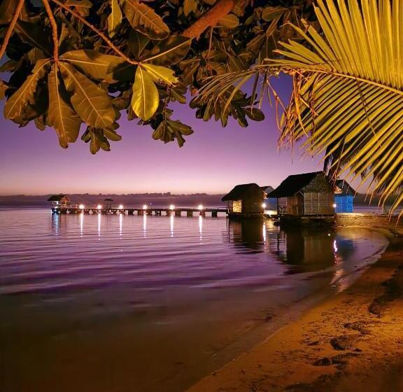 스탠다드 방갈로, Lakana