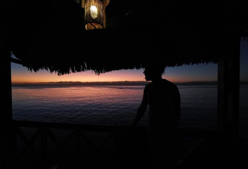 스탠다드 방갈로, Lakana